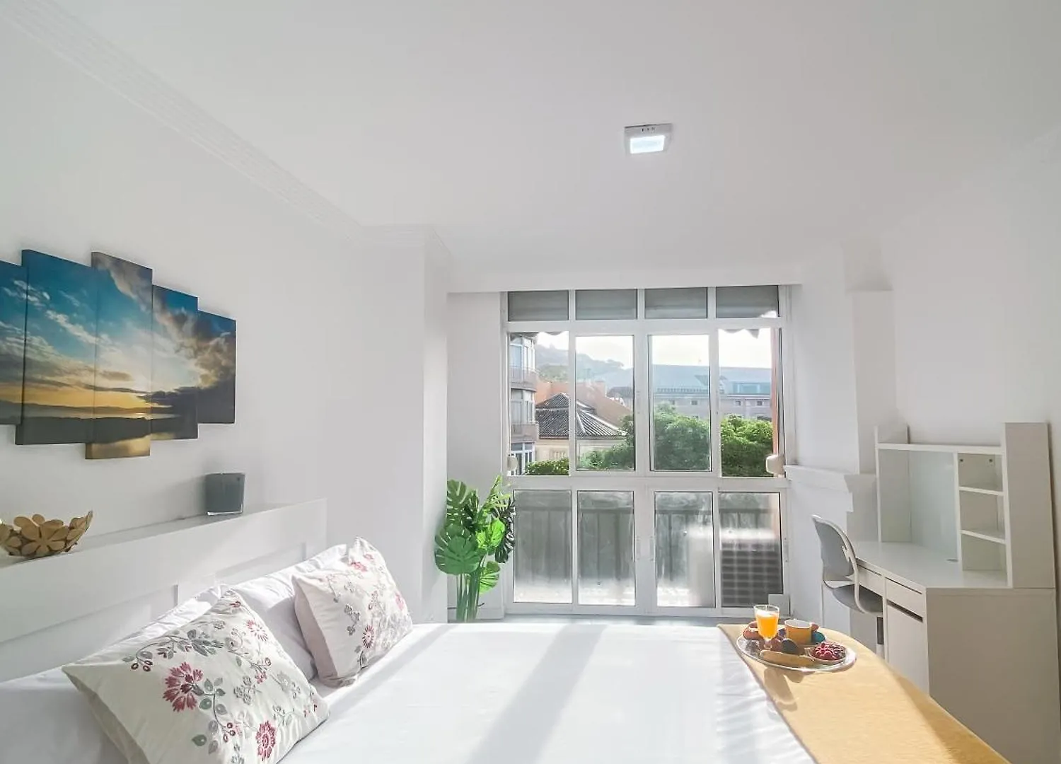 3 Rooms Y 3 Baths Y Aparcamiento Catedral 말라가 아파트